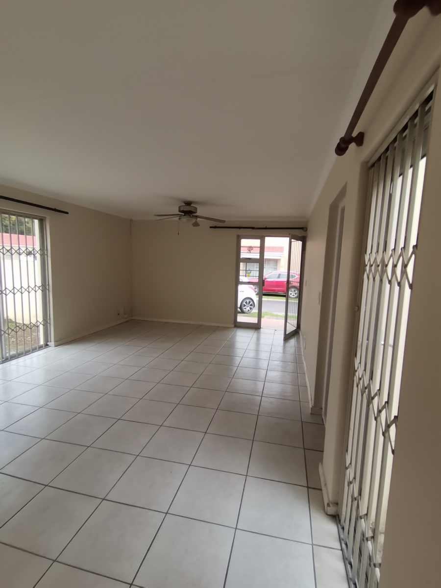 To Let 3 Bedroom Property for Rent in Fairview Golf Estate Western Cape